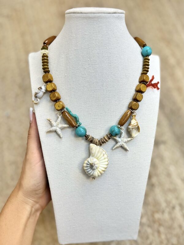 Collar Caracolas madera